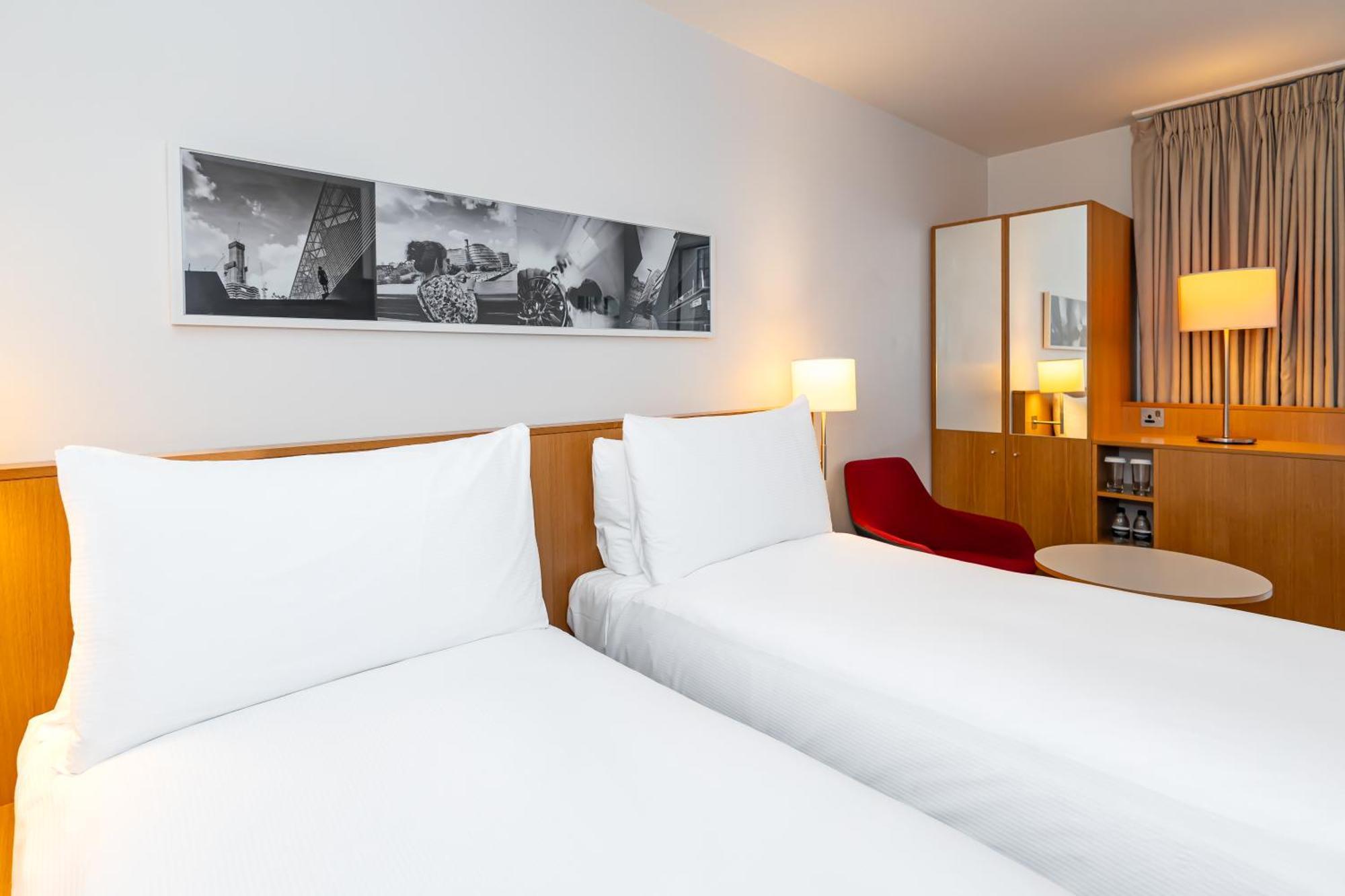 Doubletree By Hilton - Tower Of 4* Londra