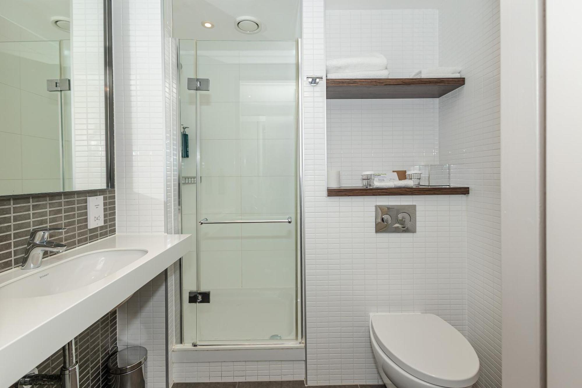 Doubletree By Hilton - Tower Of